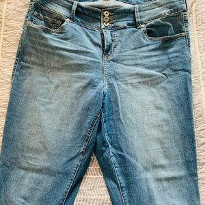 Torrid Jean Jeggings Size 18 Tall